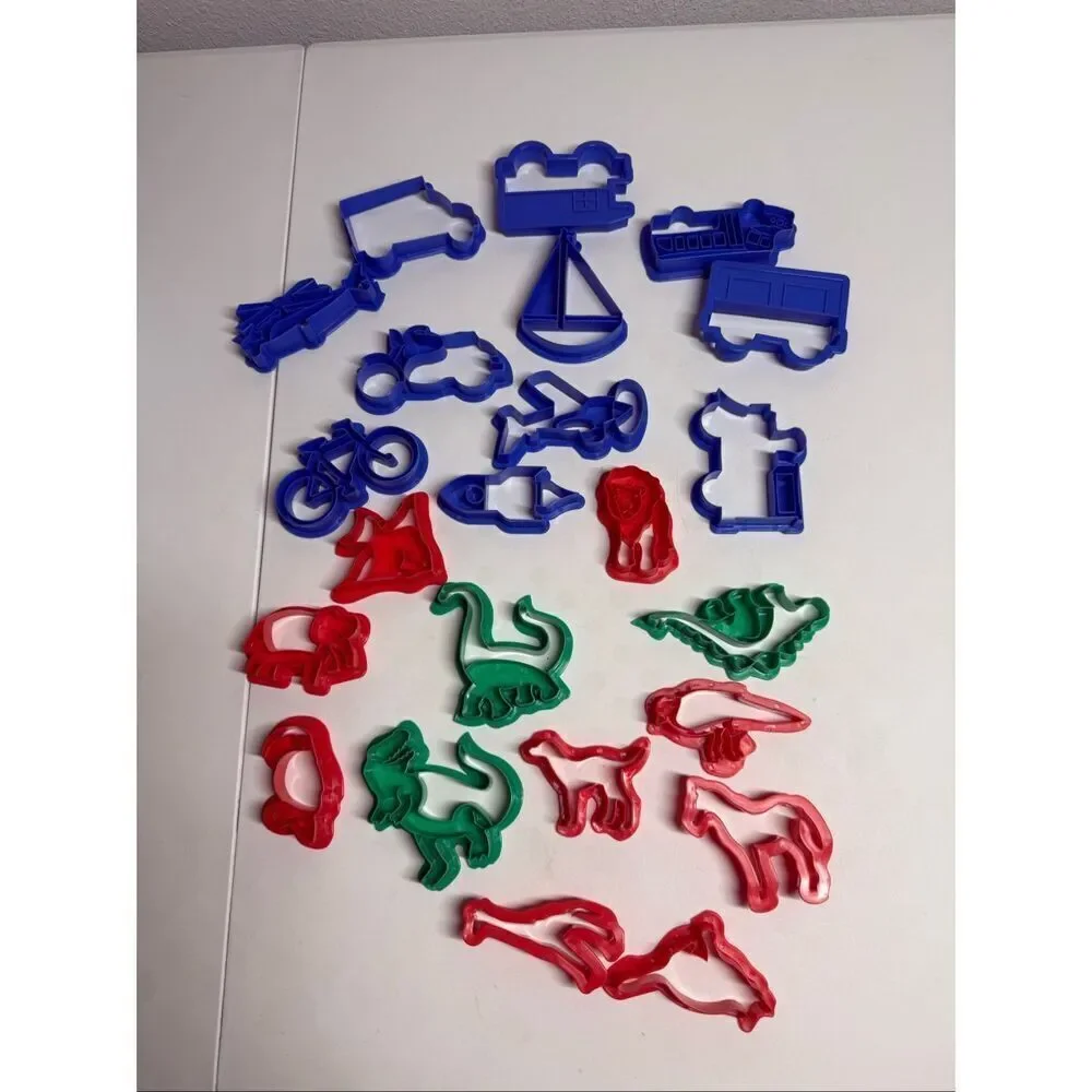 Lot of 23 Cookie Cutter Holiday’s Animals Vehicles